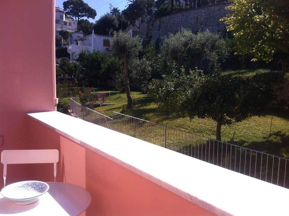 Capri Inn Exterior foto